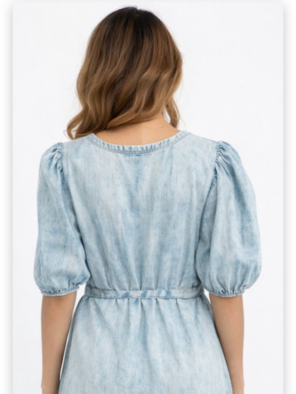 ✨ Light Wash Denim Dress - Picture 4 of 4
